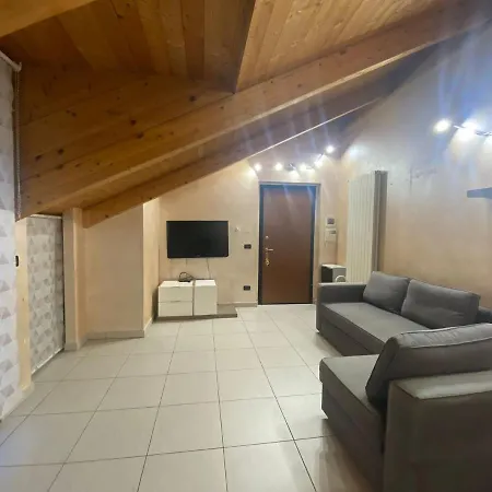 Pretty House דירה